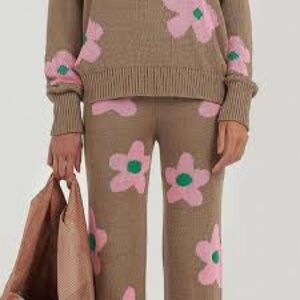 Arthur Apparel Sweater Flower Pants